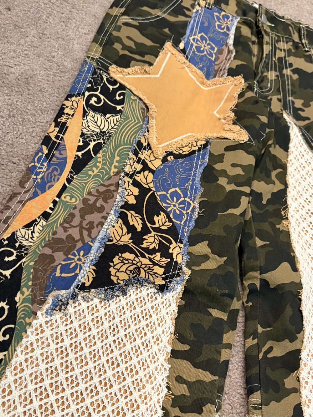 Pol Hunting Wives SzMed Patchwork Camo Wide-Leg Pants Olive/Beige - Picture 4 of 16